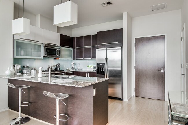 Foto del edificio - 700-712 12th Ave S