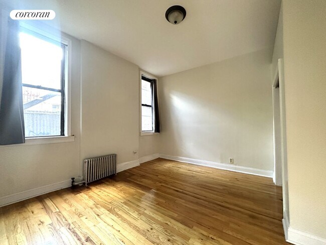 Foto del edificio - 1035 Dean St