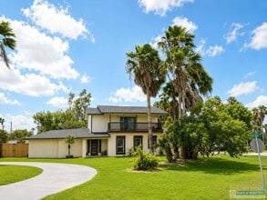 Building Photo - 1025 Beach Blvd