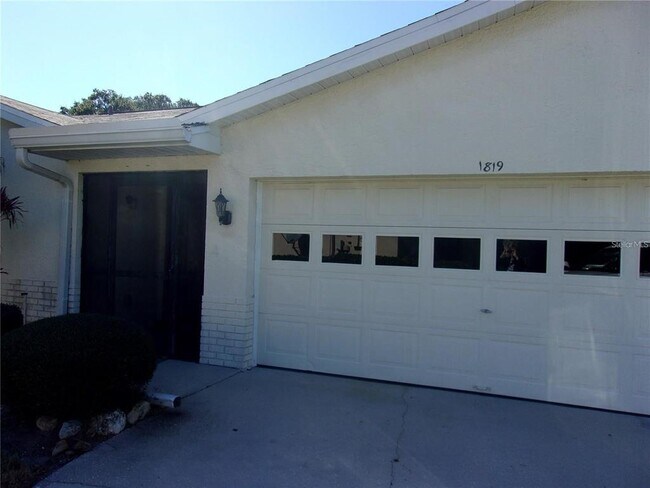 Building Photo - 1819 Atrium Dr