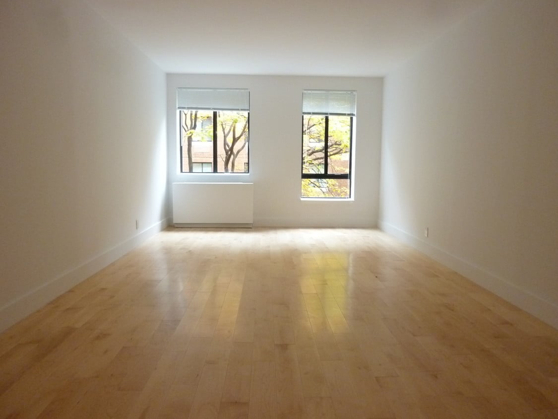Primary Photo - 400 W 53rd St
