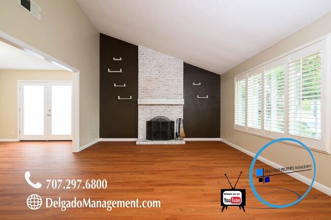 Building Photo - Benicia! Large home located with commanding hilltop view of the Carquinez Strait