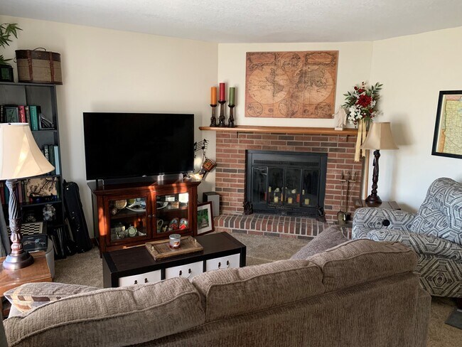 Foto del edificio - 8333 144th St W