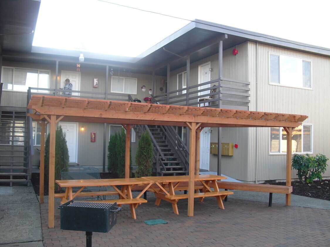 Foto principal - 2702 S 74th St