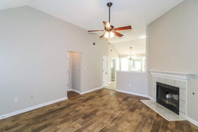 Building Photo - 5639 Camden Cove