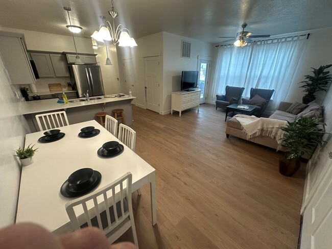 Building Photo - 3727 W 1530 N