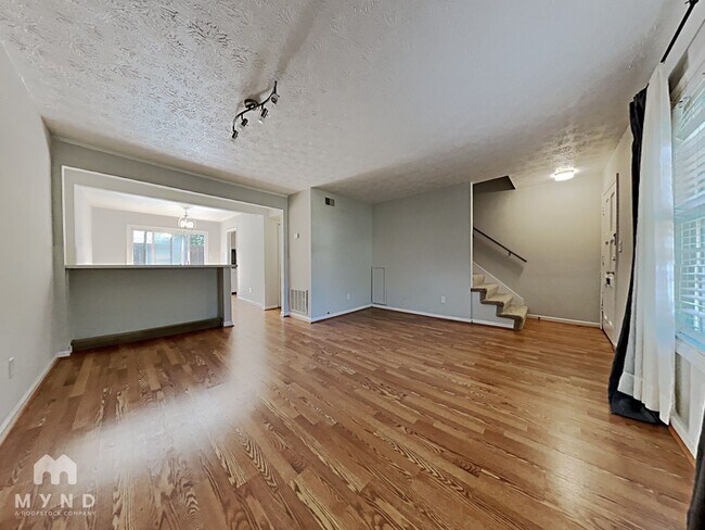 Building Photo - 6307 Park Ave