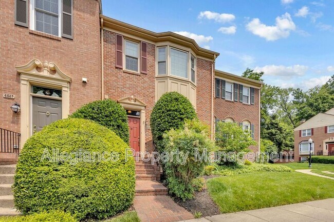 Foto del edificio - 6861 Williamsburg Pond Ct