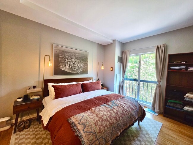 Lovely 1 BR/1 BA Condo in the Heart of Geo... - Lovely 1 BR/1 BA Condo in the Heart of Geo...
