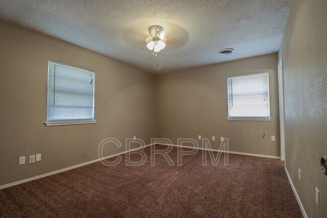 Foto del edificio - 4506 60th St