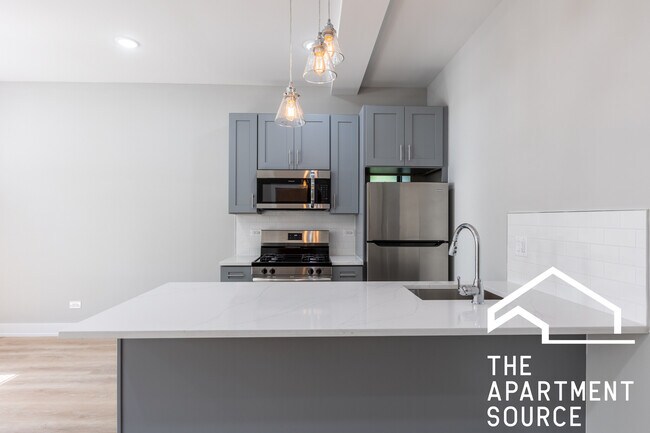 Foto del edificio - 427 W Belmont Ave