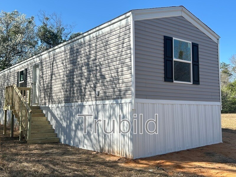 Foto principal - 142 Industrial Dr