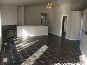 Foto del edificio - 9044 Granada Hills Dr