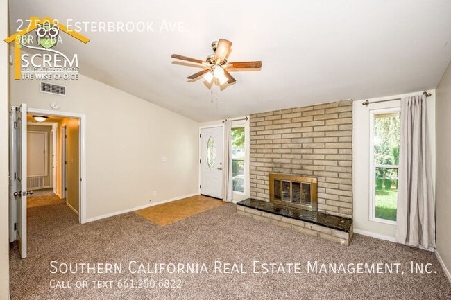 Foto del edificio - 27508 Esterbrook Ave