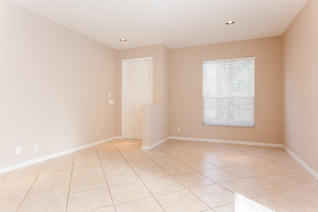 Building Photo - 4389 Lake Tahoe Cir