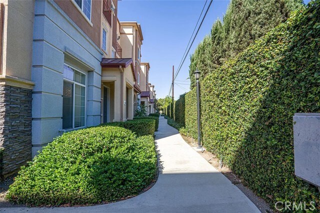 Foto del edificio - 13651 Foster Ave
