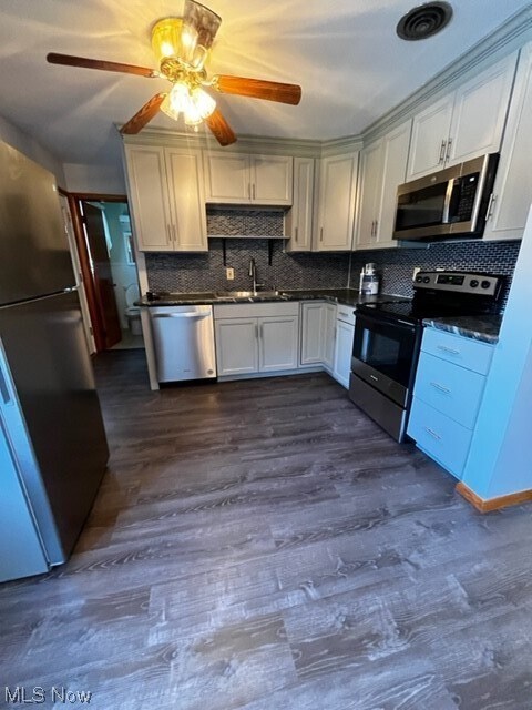 Building Photo - 1405 Gypsy Ln