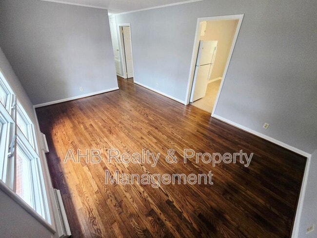 Foto del edificio - 502 Doggett Dr