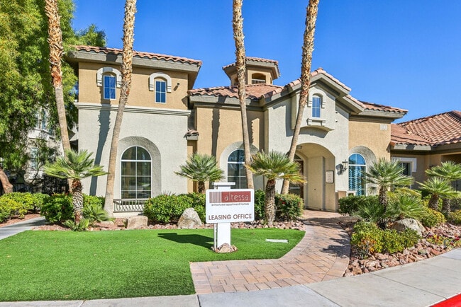 Building Photo - Altessa