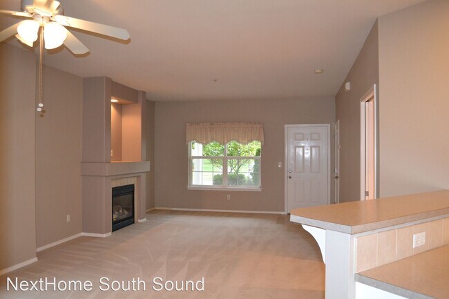 Building Photo - 2 br, 2 bath House - 1661 Kennedy Place