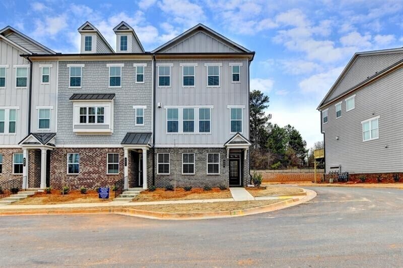 347 Danville Ave, Johns Creek, GA 30024 Townhome Rentals in Johns