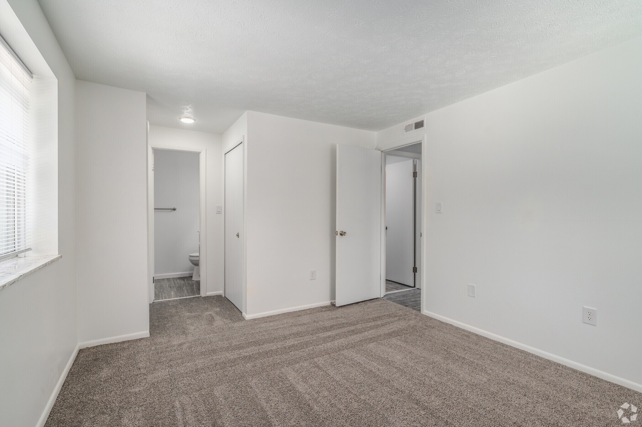 Randall House Apartments – photo 5