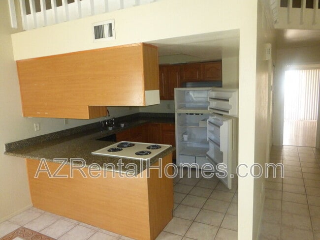 Foto del edificio - 2139 E Sanos Dr