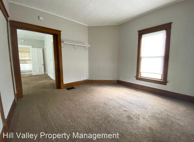 Foto del edificio - 3 br, 1 bath House - 122 Gilbert Ave
