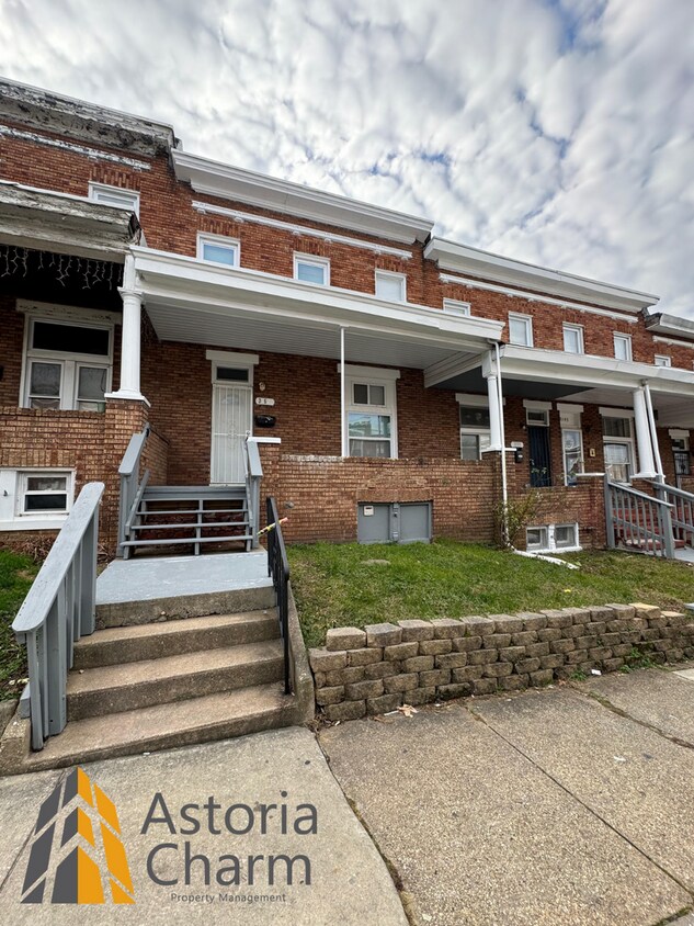Foto principal - Newly renovated 2BD/1BA + DEN HOME in East...