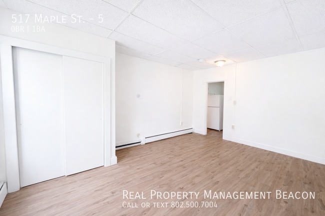 Building Photo - 517 Maple St