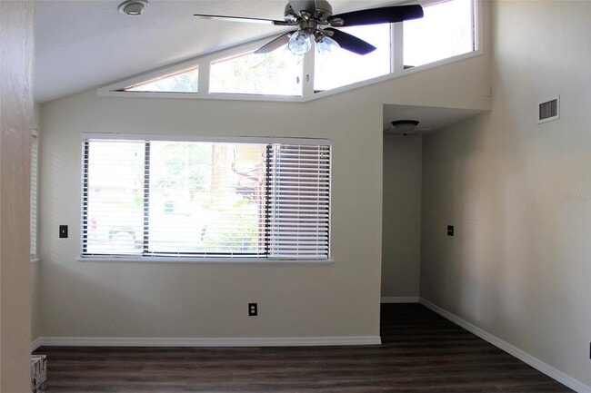 Building Photo - 4020 NW 17 Terrace