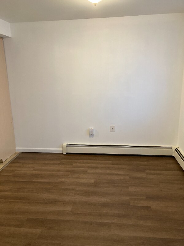 39 Knesel St, Staten Island, NY 10309 House Rental in Staten Island