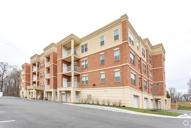 Foto del edificio - Vantage at Turf Valley