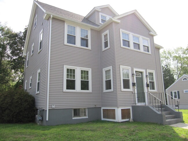 Building Photo - 29 Underwood Ave