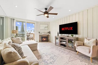 Building Photo - 999 N Pacific St