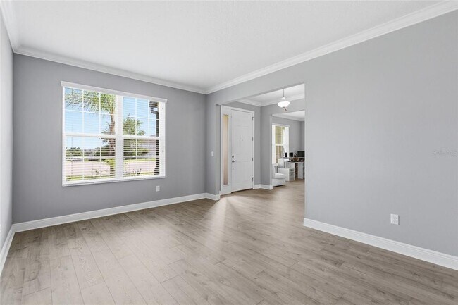 Foto del edificio - 9844 Cabernet Ave