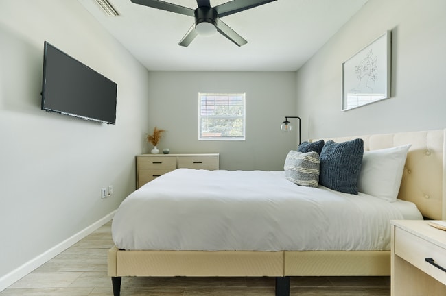 Building Photo - 7817 Tern Dr