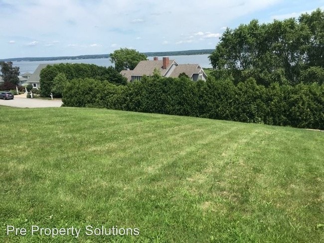 Building Photo - 4 br, 3.5 bath House - 17 Annette Drive