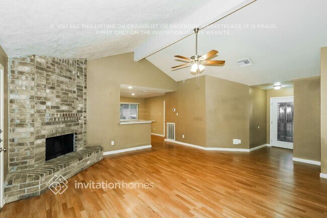 Building Photo - 2415 Pilgrims Bend Dr