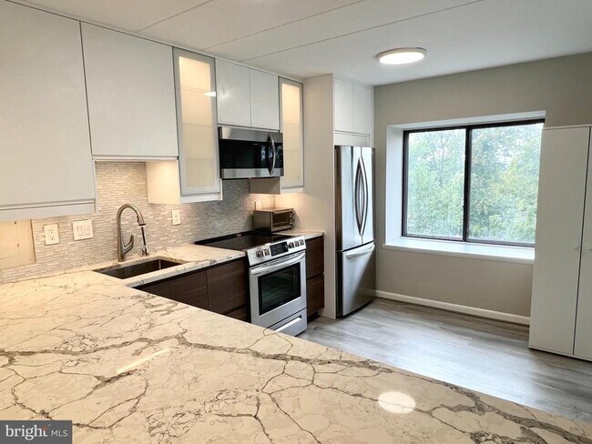 Foto del edificio - 118 Roberts Ln