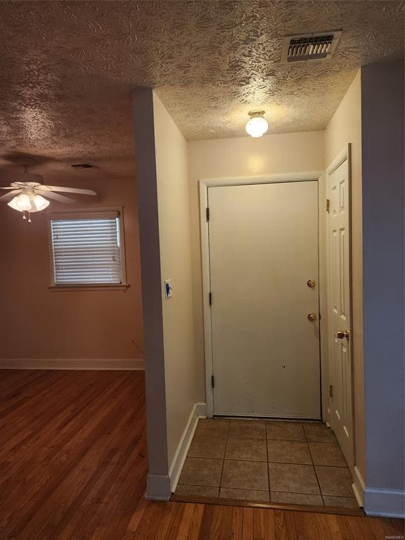 Building Photo - 606 Fairview Ave