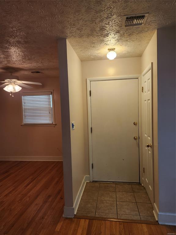 Foto del edificio - 606 Fairview Ave