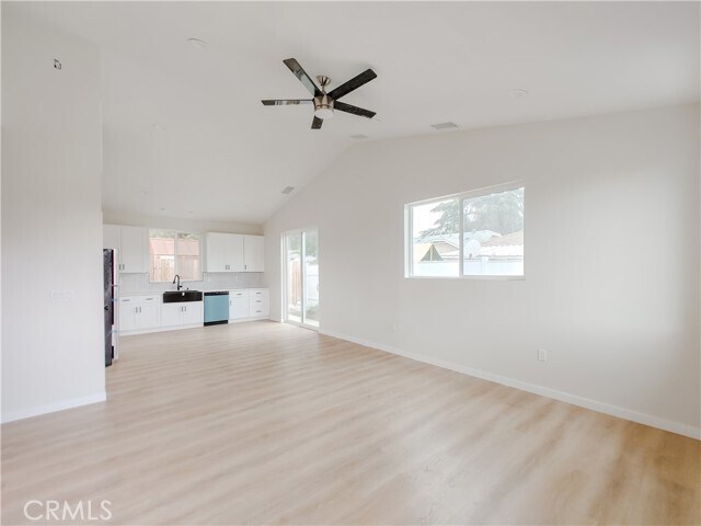 Foto del edificio - 805 E Colton Ave
