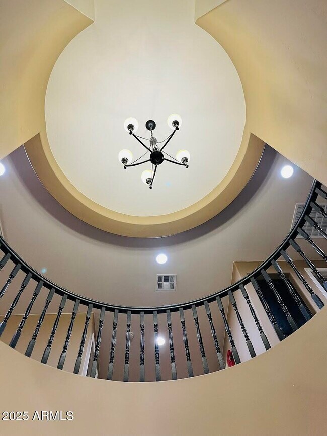 Foto del edificio - 931 E Canyon Way