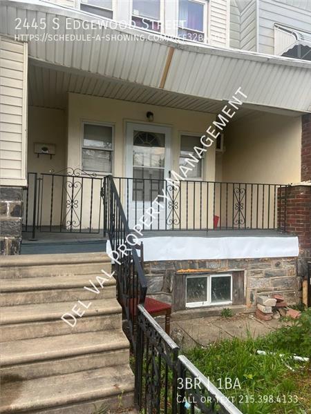 Foto principal - 2445 S Edgewood St