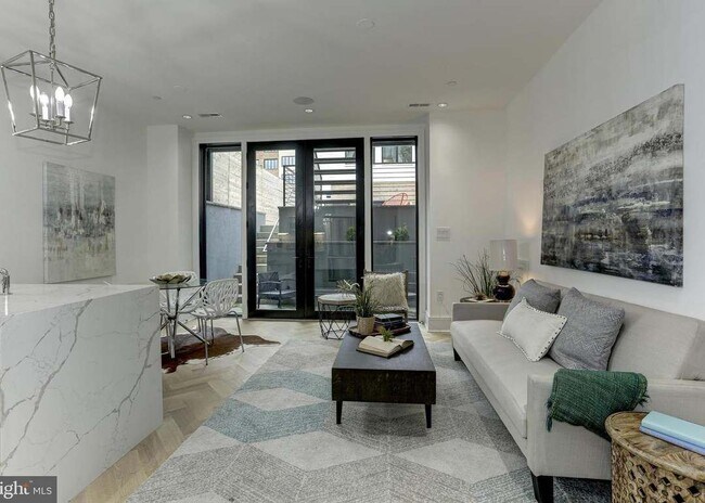 Foto del edificio - 1712 15th St NW