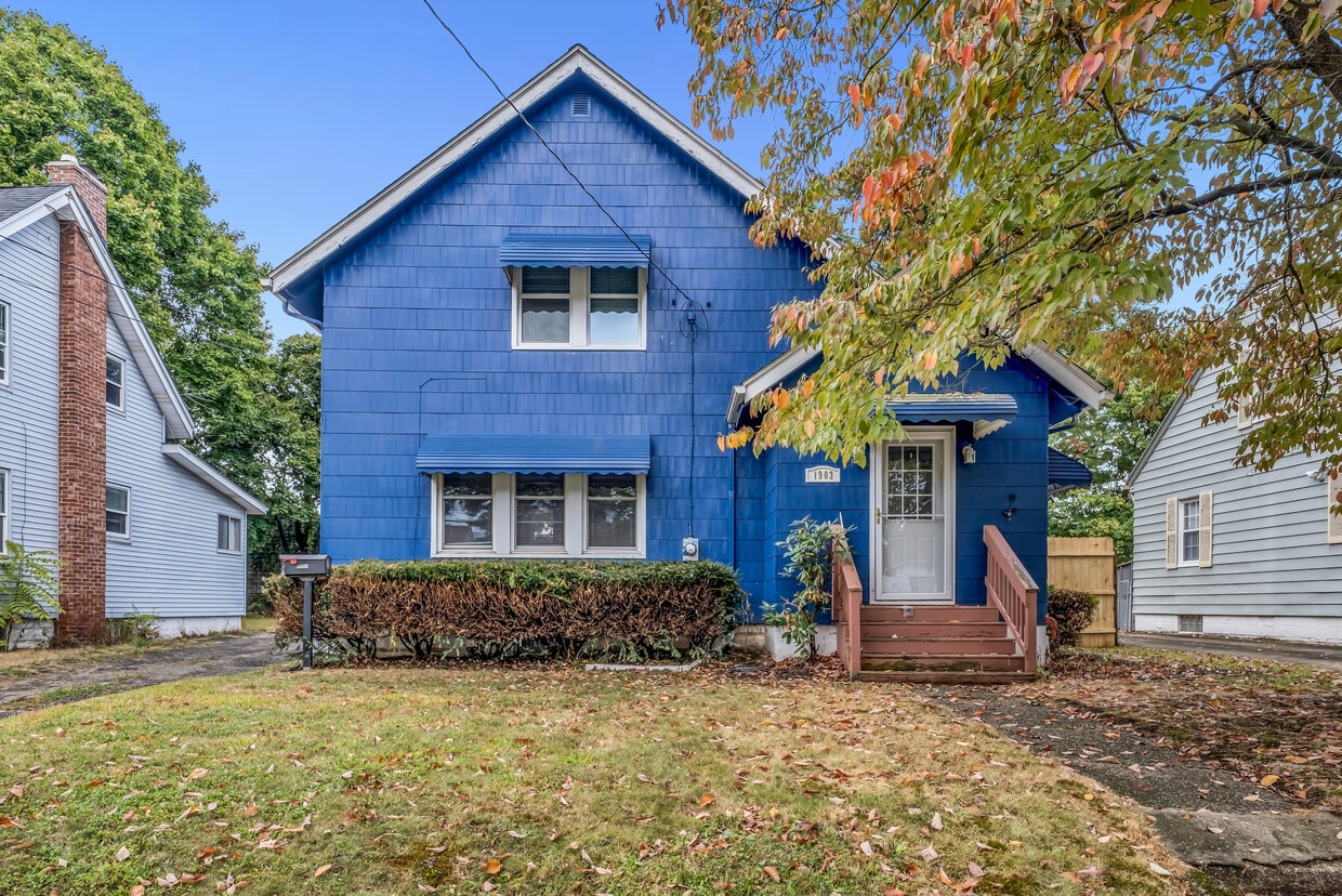 Foto principal - 1903 Tonawanda Ave
