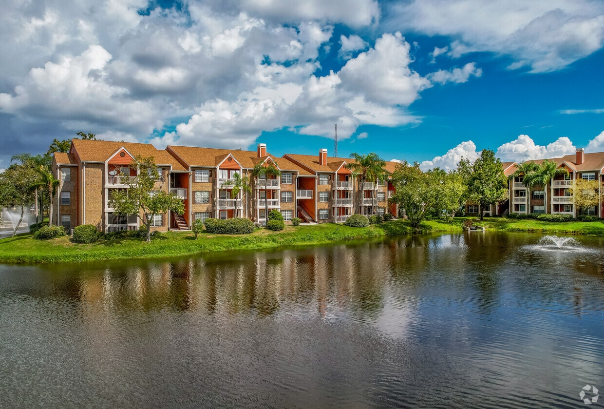 Primary Photo - Vantage Point Condominiums