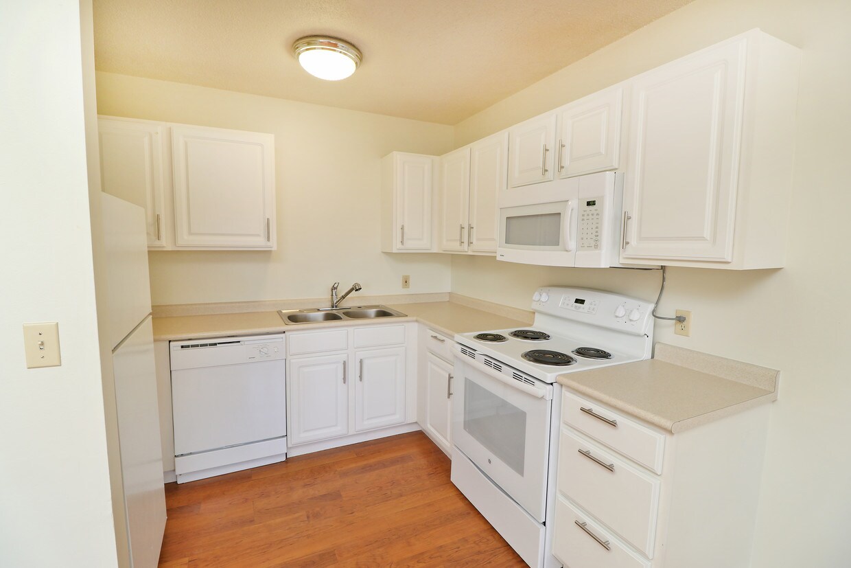 Highland Place Apartments Grand Rapids, MI