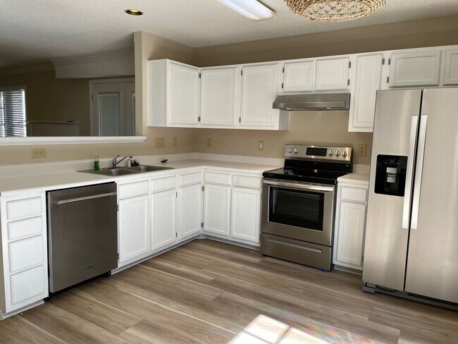 Foto del edificio - 10 Creekstone Ct